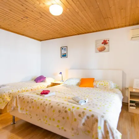 Mare 1 - Close To The Sea Apartment *